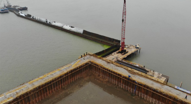 鋼板樁應(yīng)用于太湖隧道工程